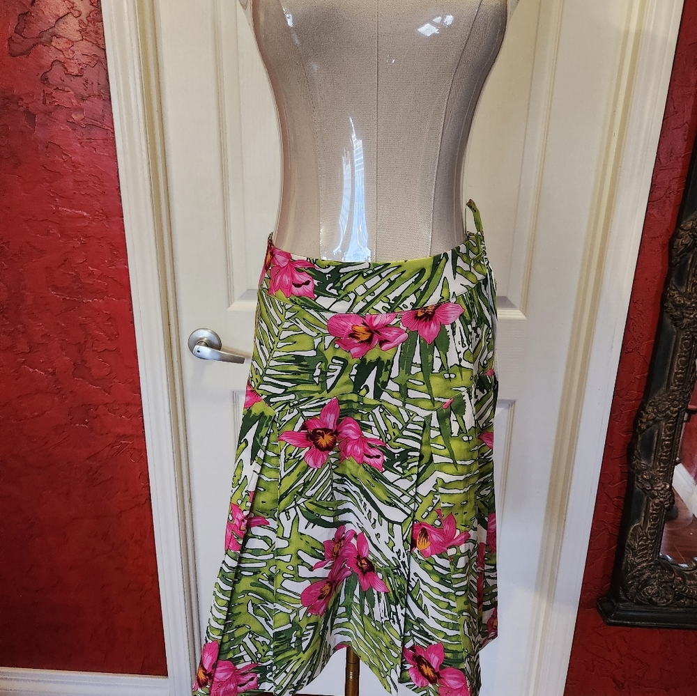 View Floral Skirt